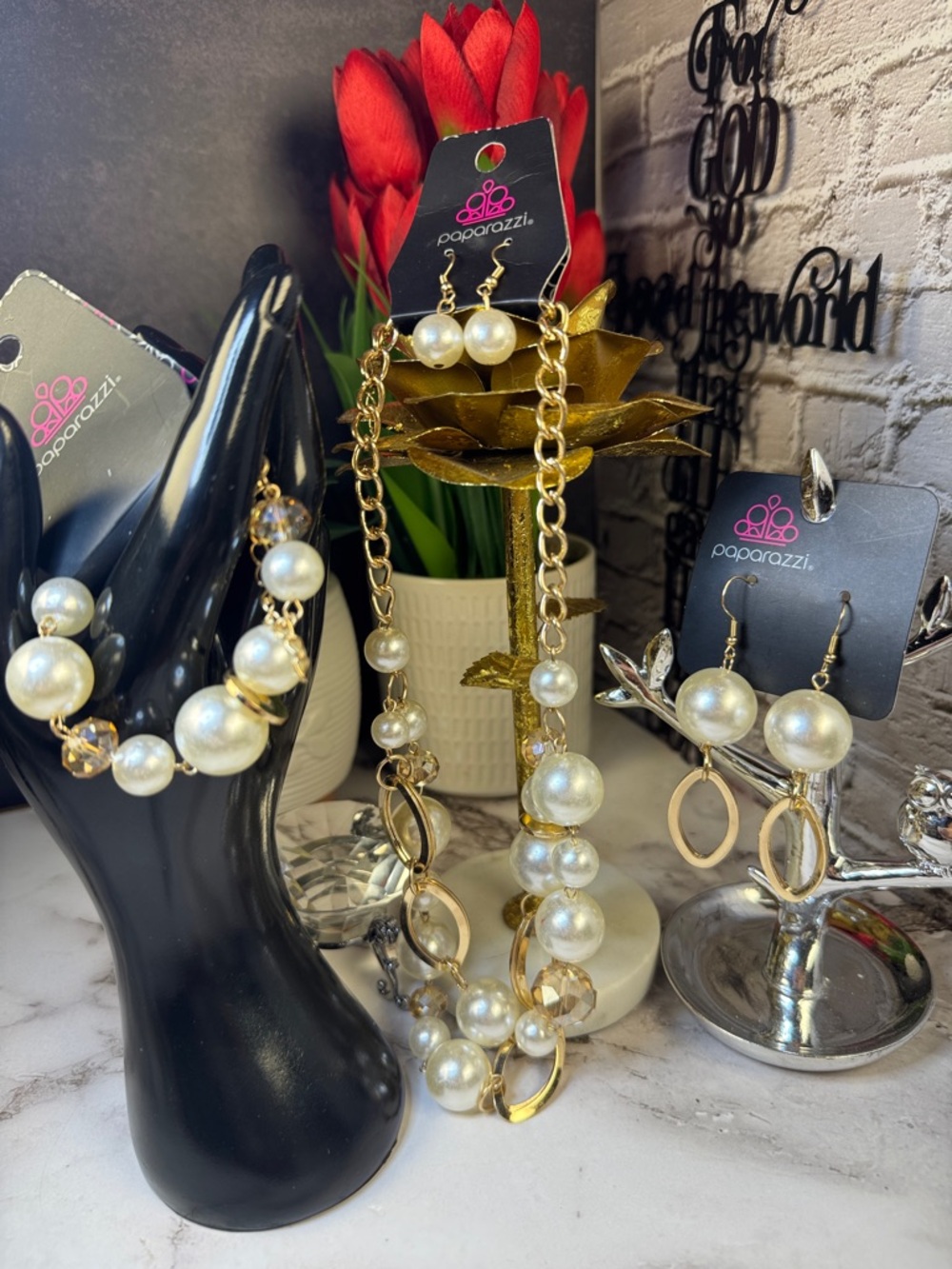 paparazzi Gold Chain Necklace with White Pearl Accents